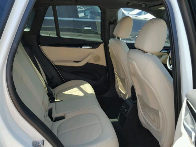 WBXHT3C39G5F65853 - 2016 BMW X1 XDRIVE2 Weiß Foto 6
