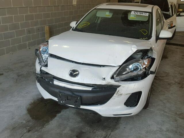 JM1BL1V70C1655964 - 2012 MAZDA 3 WHITE photo 9