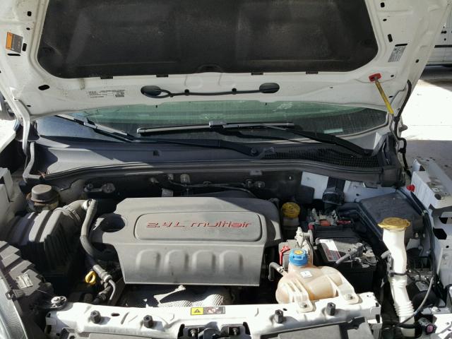 ZFBERFAT9G6B01994 - 2016 RAM PROMASTER 白色 照片 7