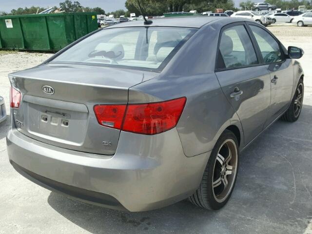 KNAFU4A25A5191714 - 2010 KIA FORTE EX GRAY photo 4