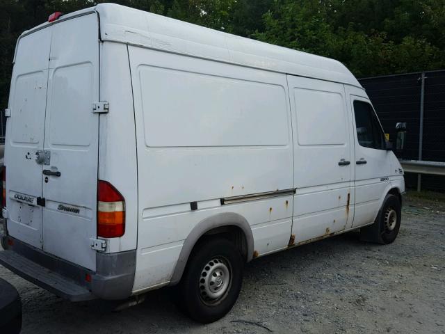 WD0PD644455823440 - 2005 DODGE SPRINTER 2 WHITE photo 4