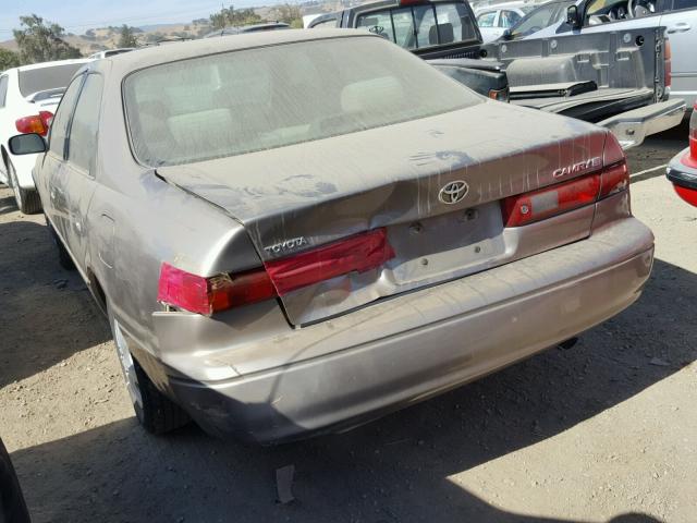 4T1BG28K5XU899667 - 1999 TOYOTA CAMRY CE BROWN photo 3