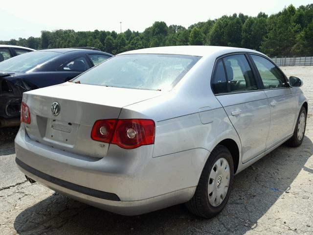 3VWPG71K65M626253 - 2005 VOLKSWAGEN NEW JETTA SILVER photo 4