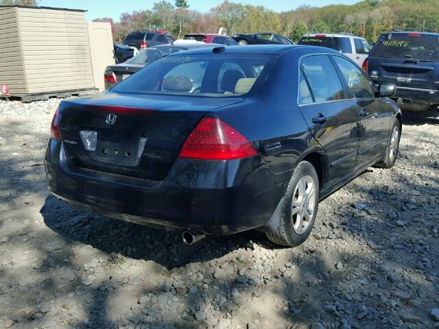 1HGCM56896A061282 - 2006 HONDA ACCORD EX BLACK photo 4