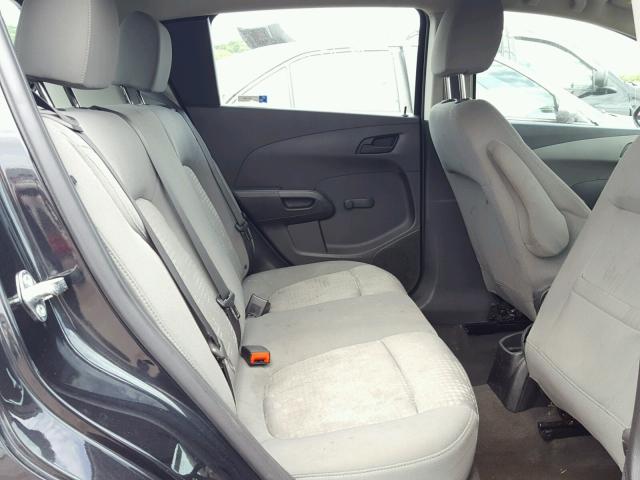 1G1JA6SH7F4181633 - 2015 CHEVROLET SONIC LS BLACK photo 6