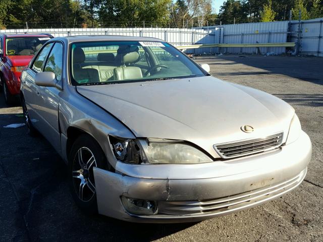 JT8BF28G0W0135202 - 1998 LEXUS ES TAN photo 1