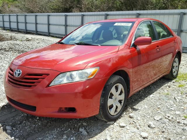 4T1BE46K27U157716 - 2007 TOYOTA CAMRY RED photo 2