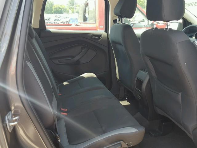 1FMCU0F77FUC33005 - 2015 FORD ESCAPE S GRAY photo 6