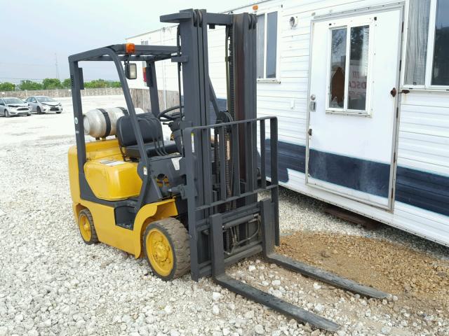 580534A - 2010 CATE FORKLIFT YELLOW photo 1