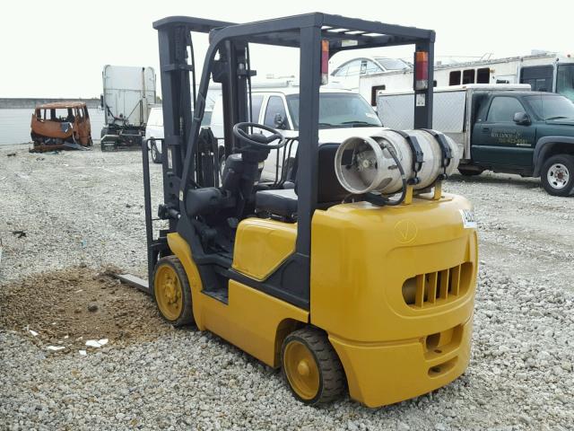 580534A - 2010 CATE FORKLIFT YELLOW photo 3