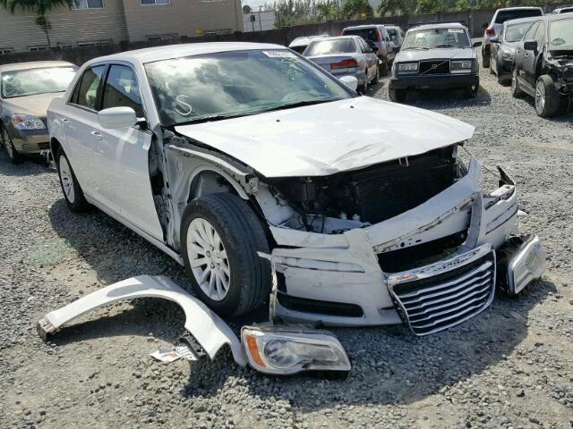 2C3CCAAG2EH127586 - 2014 CHRYSLER 300 WHITE photo 1