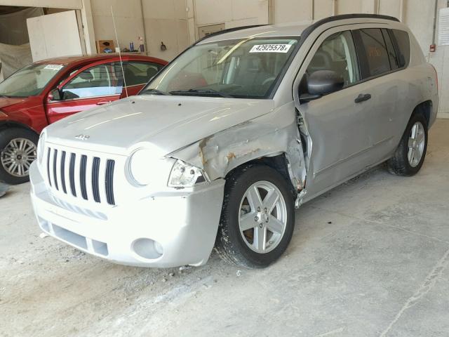 1J8FT47W68D529176 - 2008 JEEP COMPASS SP SILVER photo 2