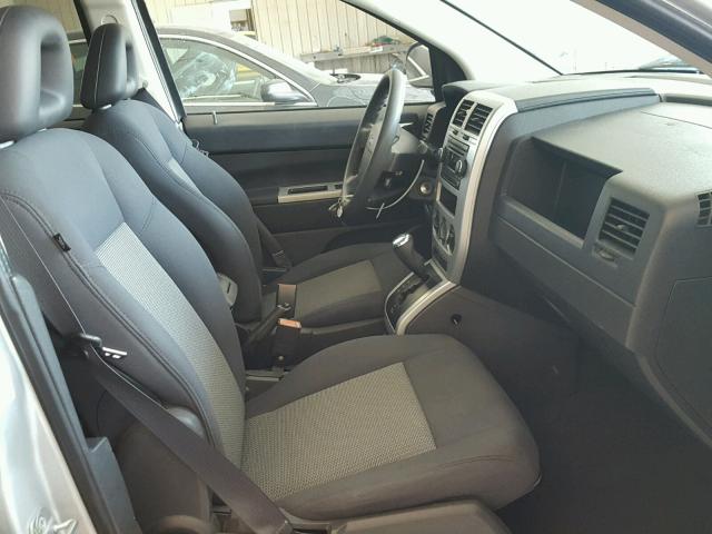1J8FT47W68D529176 - 2008 JEEP COMPASS SP SILVER photo 5