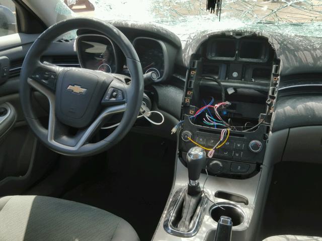 1G11B5SL0FF322896 - 2015 CHEVROLET MALIBU LS ვერცხლისფერი ფოტო 9
