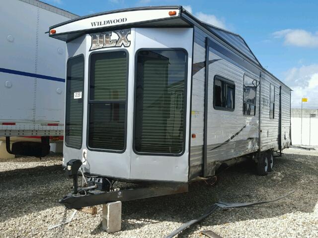 4X4TWDL2XGM055620 - 2016 FORETRAVEL MOTORHOME WILDWOOD BEIGE photo 2