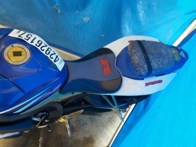 JS1GR7KA472110139 - 2007 SUZUKI GSX-R750 BLUE photo 6