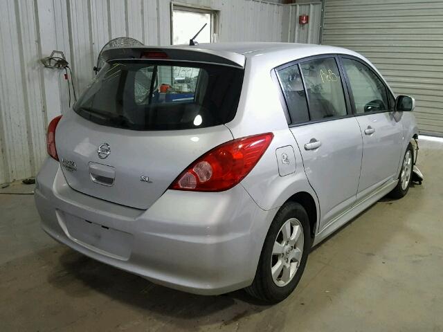 3N1BC1CP5AL456341 - 2010 NISSAN VERSA SILVER photo 4