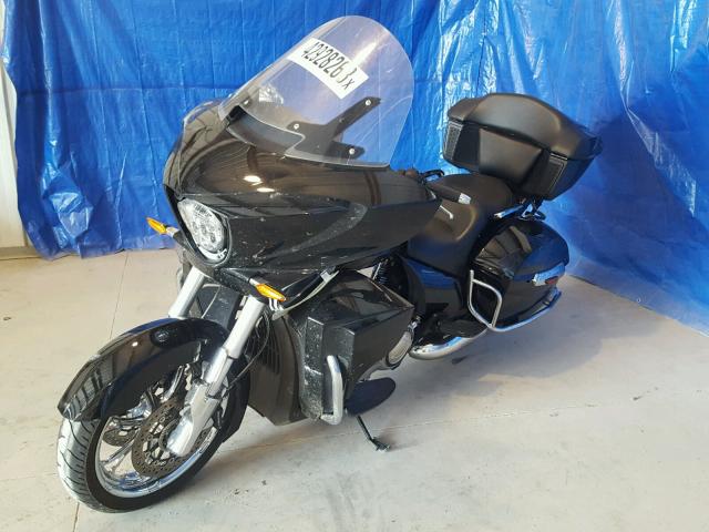 5VPTW36N2E3037817 - 2014 VICTORY MOTORCYCLES CROSS COUN BLACK photo 2