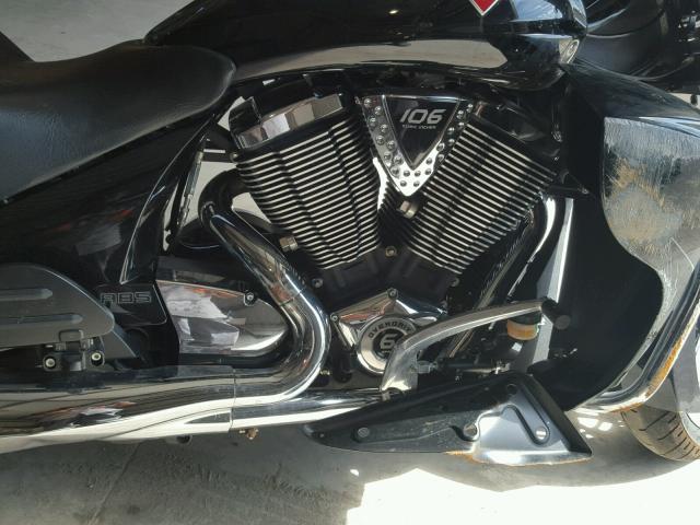 5VPTW36N2E3037817 - 2014 VICTORY MOTORCYCLES CROSS COUN BLACK photo 7