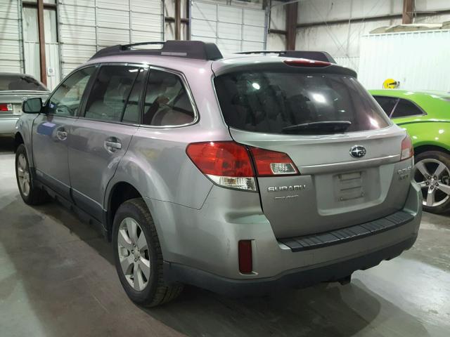 4S4BRCCC3B3399330 - 2011 SUBARU OUTBACK SILVER photo 3