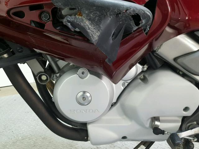 VTMRC5229AE001414 - 2010 HONDA NT700 V MAROON photo 11