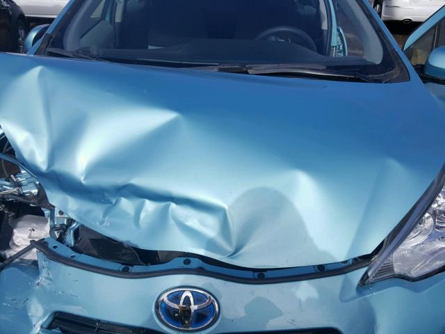 JTDKDTB33E1084399 - 2014 TOYOTA PRIUS C BLUE photo 7