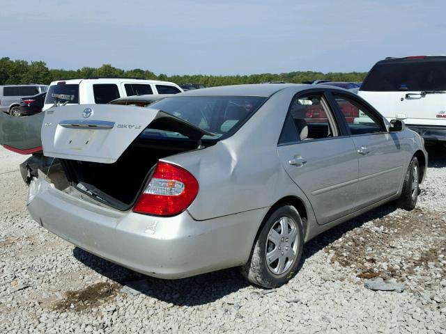 4T1BE32K33U227542 - 2003 TOYOTA CAMRY SILVER photo 4