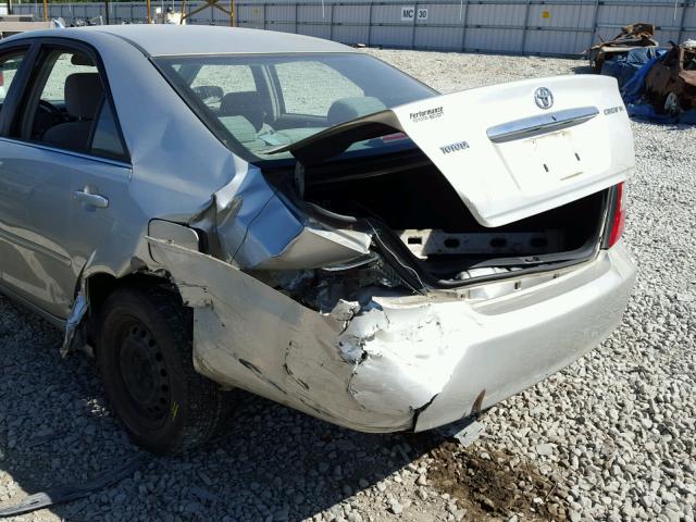 4T1BE32K33U227542 - 2003 TOYOTA CAMRY SILVER photo 9