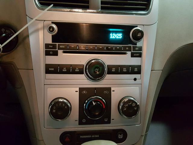 1G1ZG57B79F229642 - 2009 CHEVROLET MALIBU LS GRAY photo 9