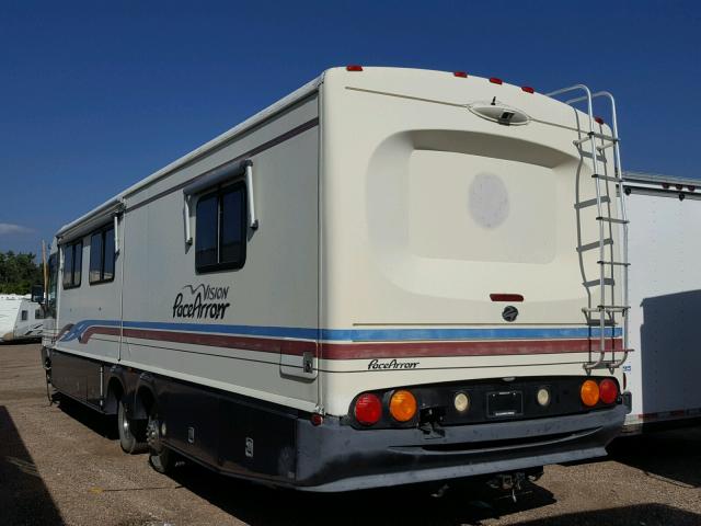 3FCMF53G8VJA01506 - 1997 FORD MOTORHOME BROWN photo 3