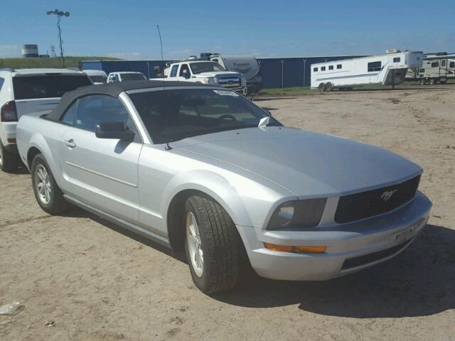 1ZVFT84N975339601 - 2007 FORD MUSTANG SILVER photo 1