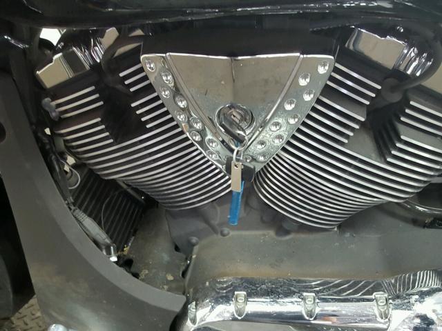 5VPDW36NXC3007885 - 2012 VICTORY MOTORCYCLES CROSS COUN BLACK photo 6