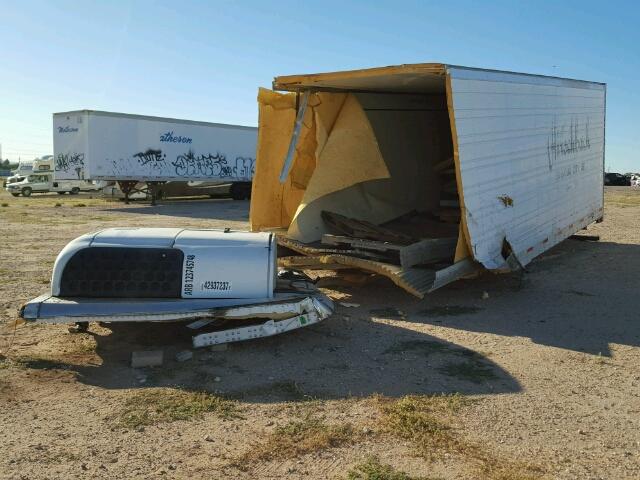 1UYVS253X6U687831 - 2006 UTILITY TRAILER WHITE photo 2