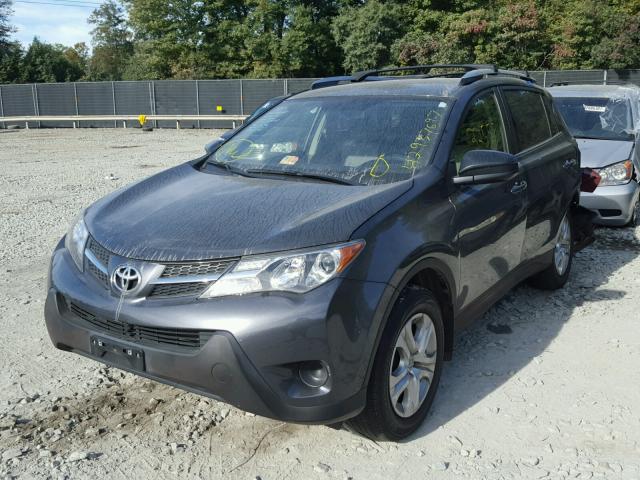 JTMZFREV4FD046799 - 2015 TOYOTA RAV4 LE Qızıl foto 2