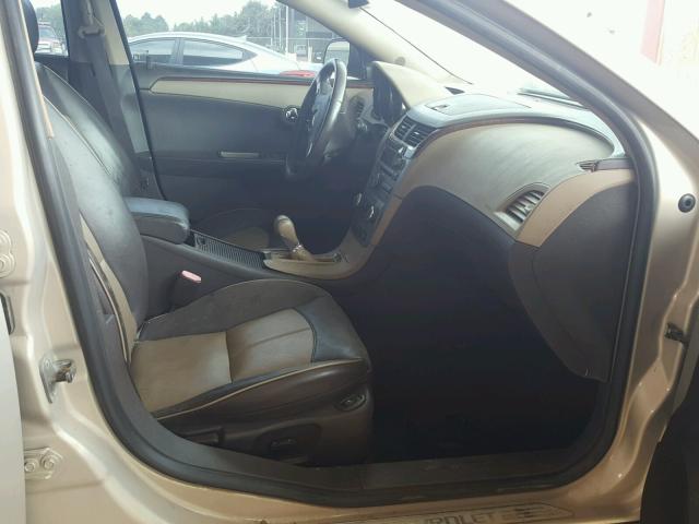 1G1ZK577794108938 - 2009 CHEVROLET MALIBU LTZ 米色 照片 5