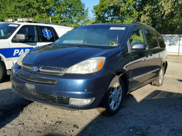 5TDZA22C25S312980 - 2005 TOYOTA SIENNA XLE BLUE photo 2