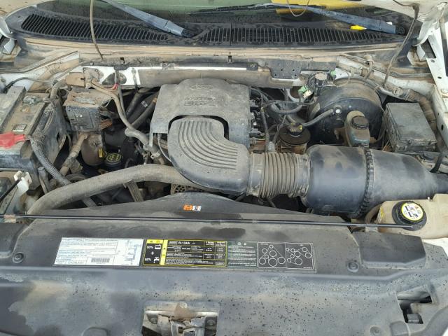 1FTRF17W23NB22730 - 2003 FORD F150 WHITE photo 7