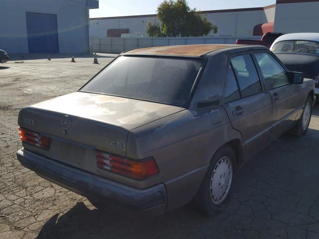 WDBDA29D7KF628524 - 1989 MERCEDES-BENZ 190 E 2.6 TAN photo 4