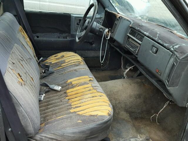 1GCCS14Z8K8152652 - 1989 CHEVROLET S TRUCK BLACK photo 5