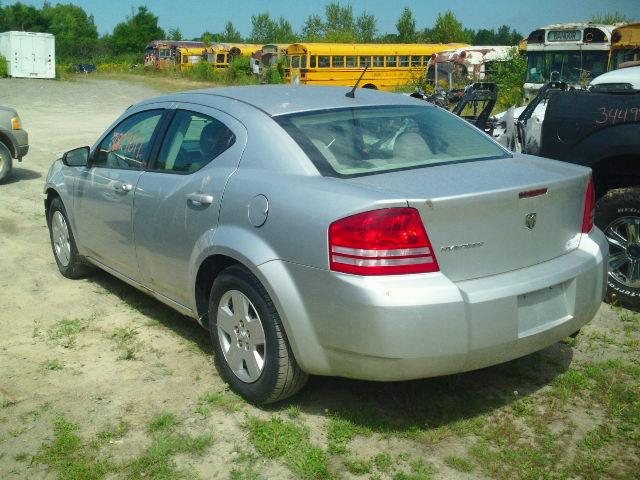 1B3LC46K78N595921 - 2008 DODGE AVENGER SILVER photo 3