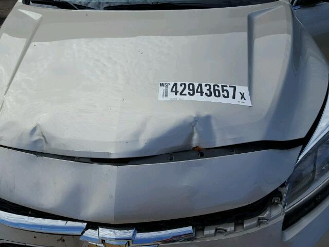 1G11B5SA6GF166962 - 2016 CHEVROLET MALIBU LIM 金色 照片 7