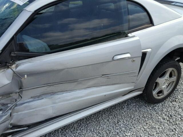 1FAFP40474F118331 - 2004 FORD MUSTANG GRAY photo 10