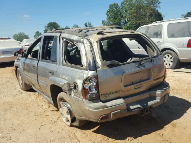 1GNDT13S922137609 - 2002 CHEVROLET TRAILBLAZE SILVER photo 3