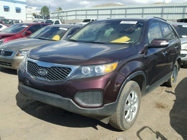 5XYKTDA28DG310047 - 2013 KIA SORENTO PURPLE photo 2