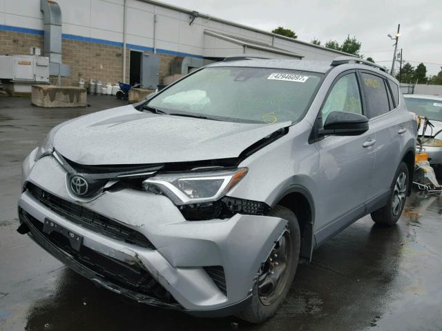 2T3BFREV1HW581600 - 2017 TOYOTA RAV4 LE GRAY photo 2