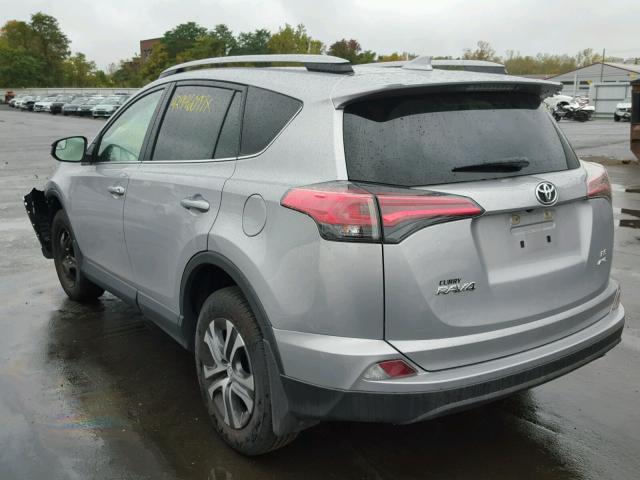 2T3BFREV1HW581600 - 2017 TOYOTA RAV4 LE GRAY photo 3