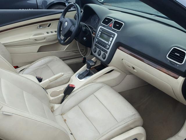 WVWFA71F78V023549 - 2008 VOLKSWAGEN EOS LUX 蓝色 照片 5