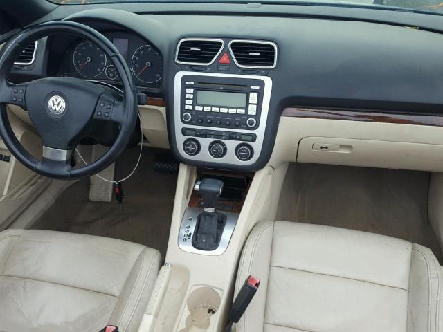 WVWFA71F78V023549 - 2008 VOLKSWAGEN EOS LUX 蓝色 照片 9