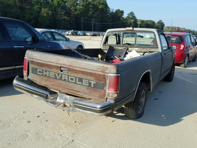 1GCCS14R0J2175098 - 1988 CHEVROLET S TRUCK S1 GRAY photo 4