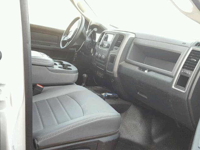 3C6TR5HT1GG243313 - 2016 RAM 2500 ST WHITE photo 5